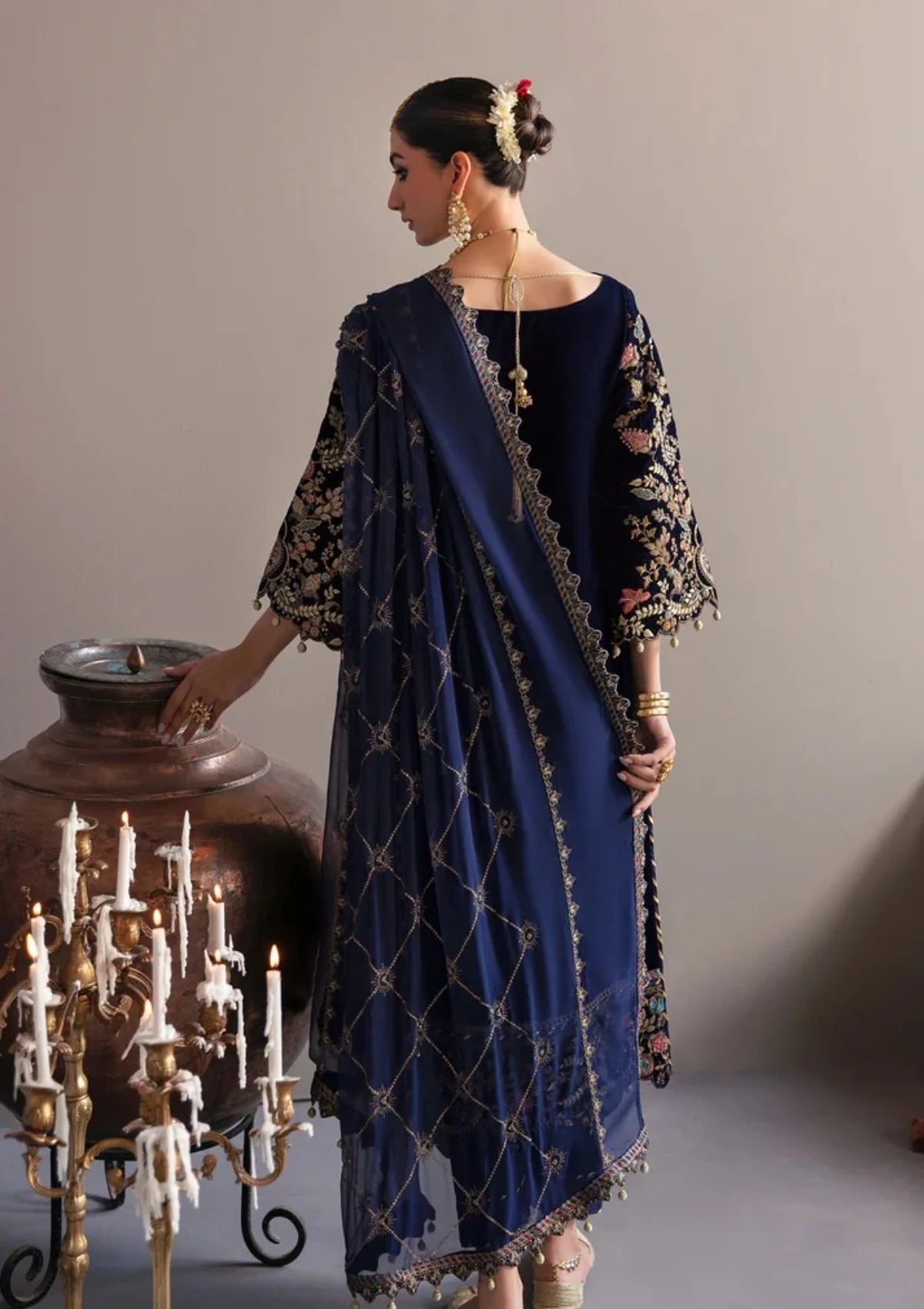 3-Piece Unstitched Heavy Embroidered Velvet Suit - zab981