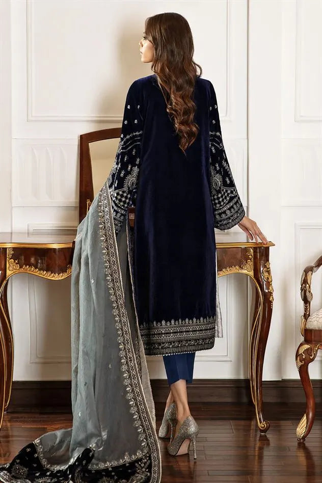 Baroque- Winter 3PC Velvet Embroidered Suit - zab971