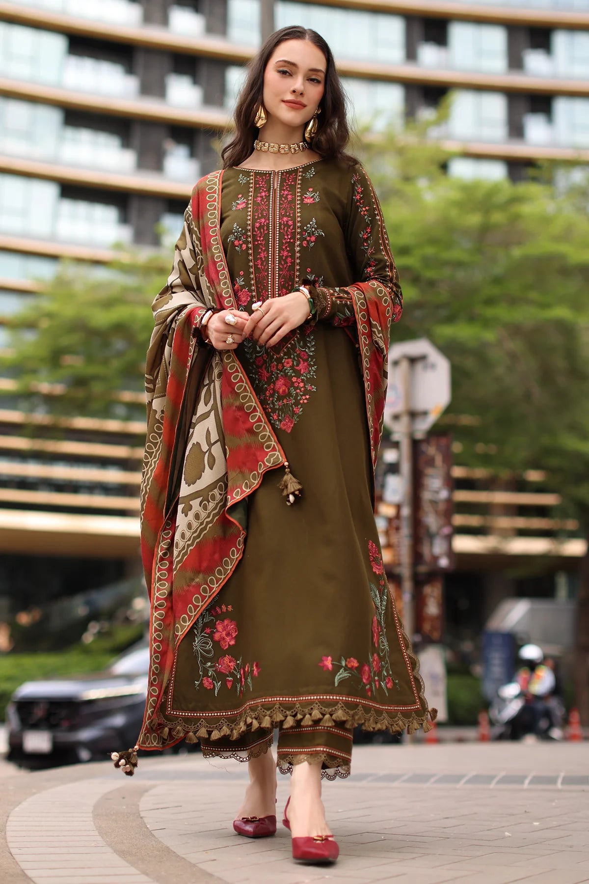 Charizma - Winter 3PC Karandi Digital Printed Dress - zab1550