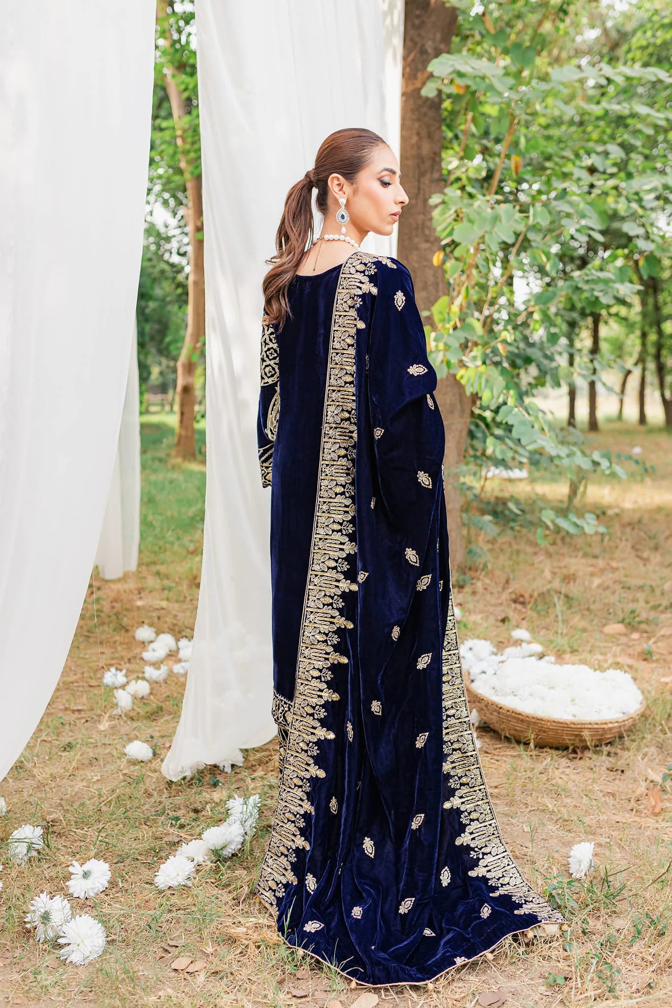 3PCs Velvet Embroidered Dress With Velvet Embroidered Shawl - zab967