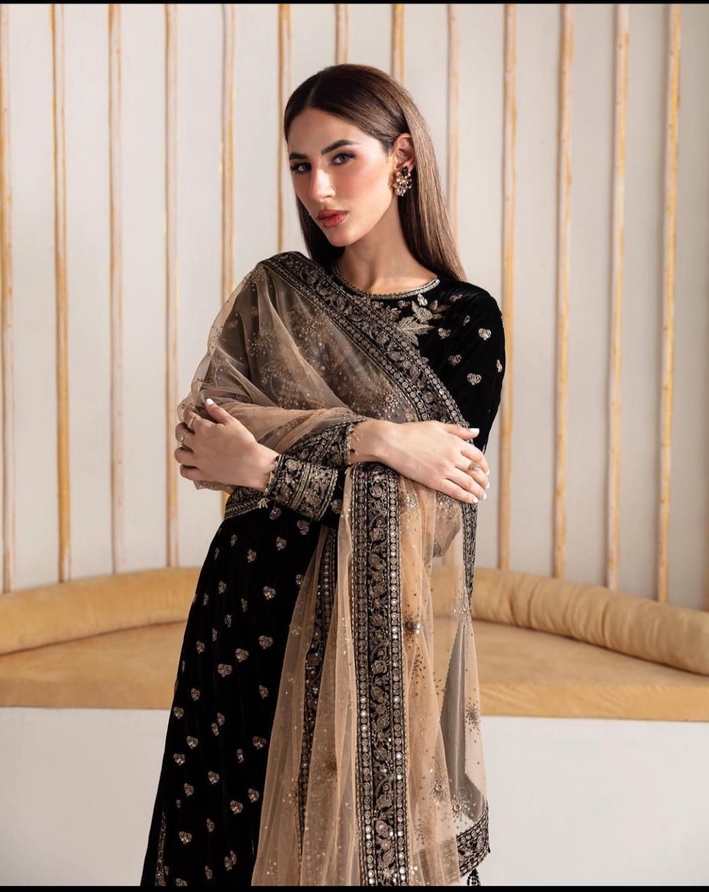 zab963 Winter Unstitched 3PCs Embroidered Velvet Dress With Embroidered Organza Dupatta