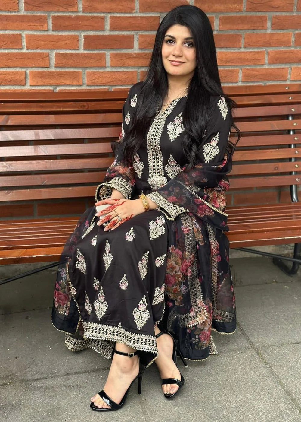 ZAB - Unstitched Luxury Lawn Heavy Embroidered 3PC Suit - zab1327