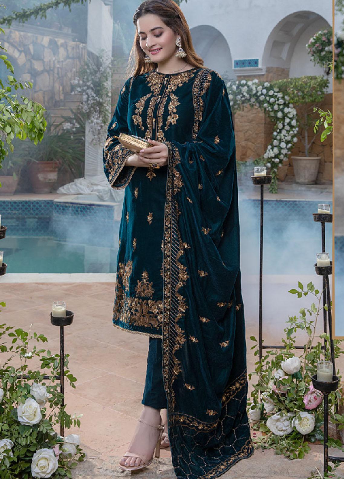 Zab2050 Sequence Embroidered Velvet Three piece With Velvet Shawl Winter Collection