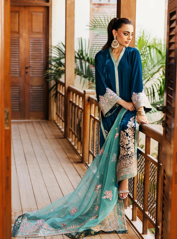 Zainab Cottani - 3-Piece Unstitched Heavy Embroidered Velvet Suit - zab943