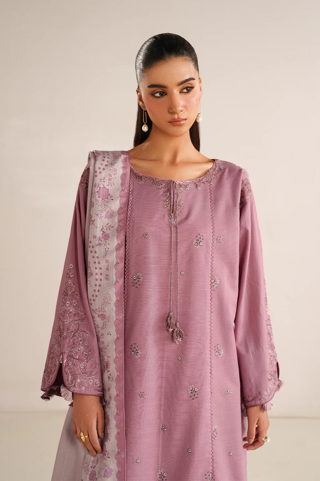 iznik - Winter 3PC Dhanak Embroidered Suit - zab1267
