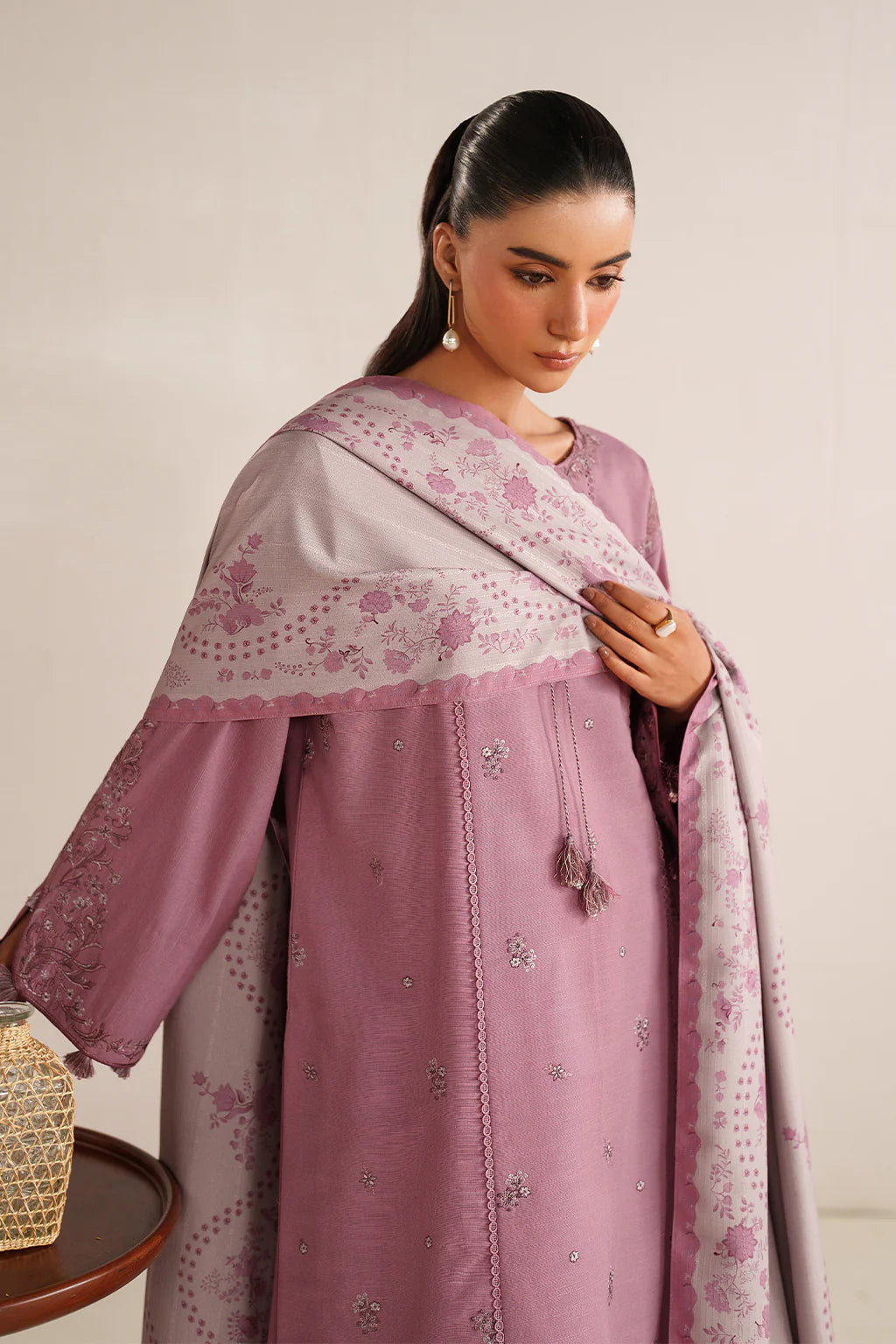 iznik - Winter 3PC Dhanak Embroidered Suit - zab1267