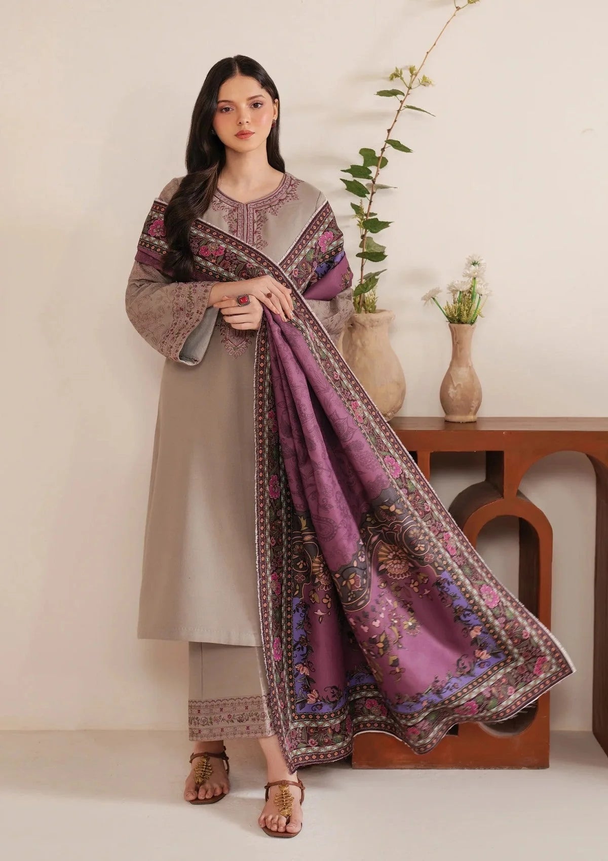 Jazmin 3 Pc Embroidered Lawn Suit - zab1010