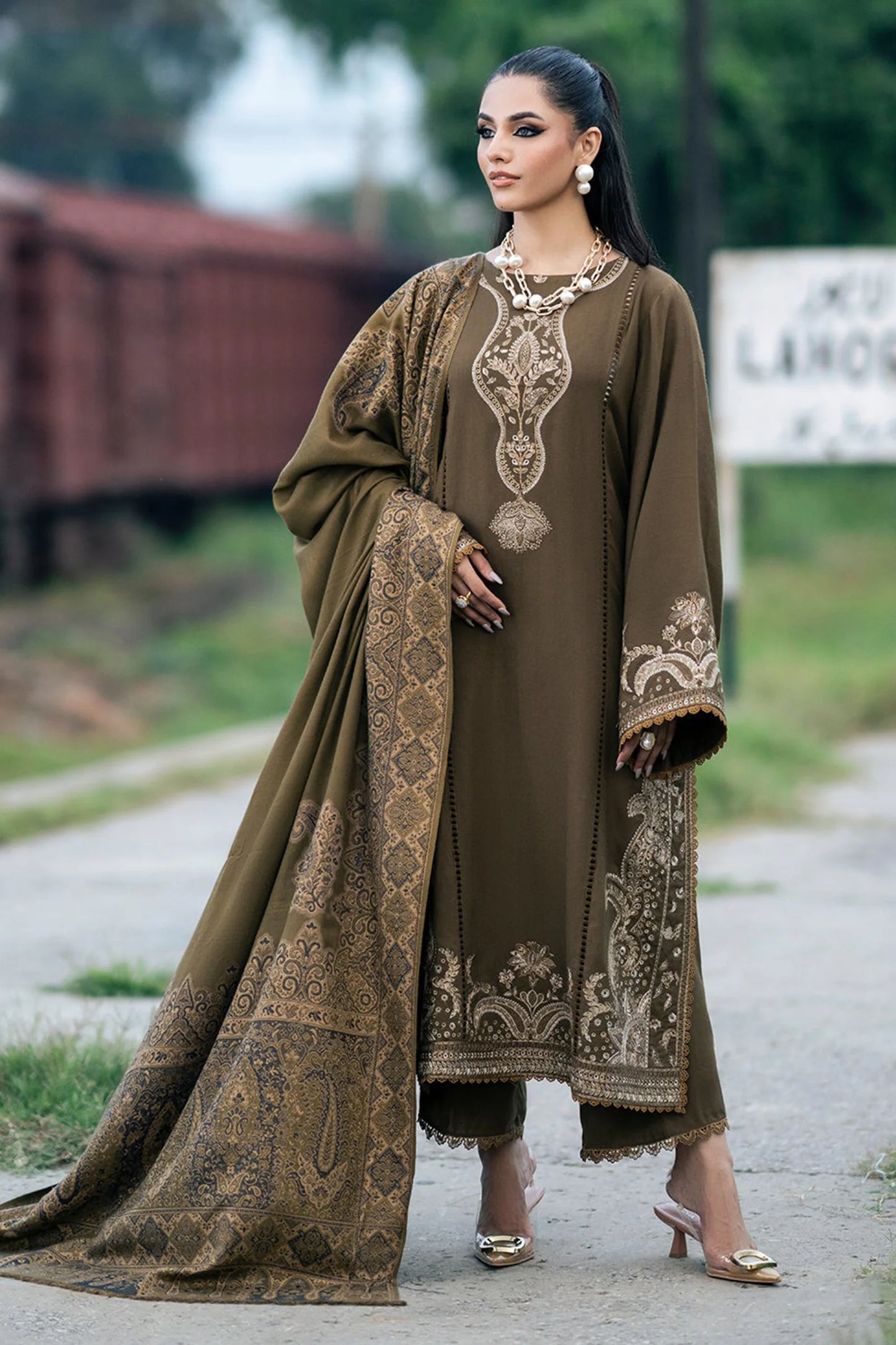 Winter Jazmin 3PC Dhanak Embroidered Suit - zab1256