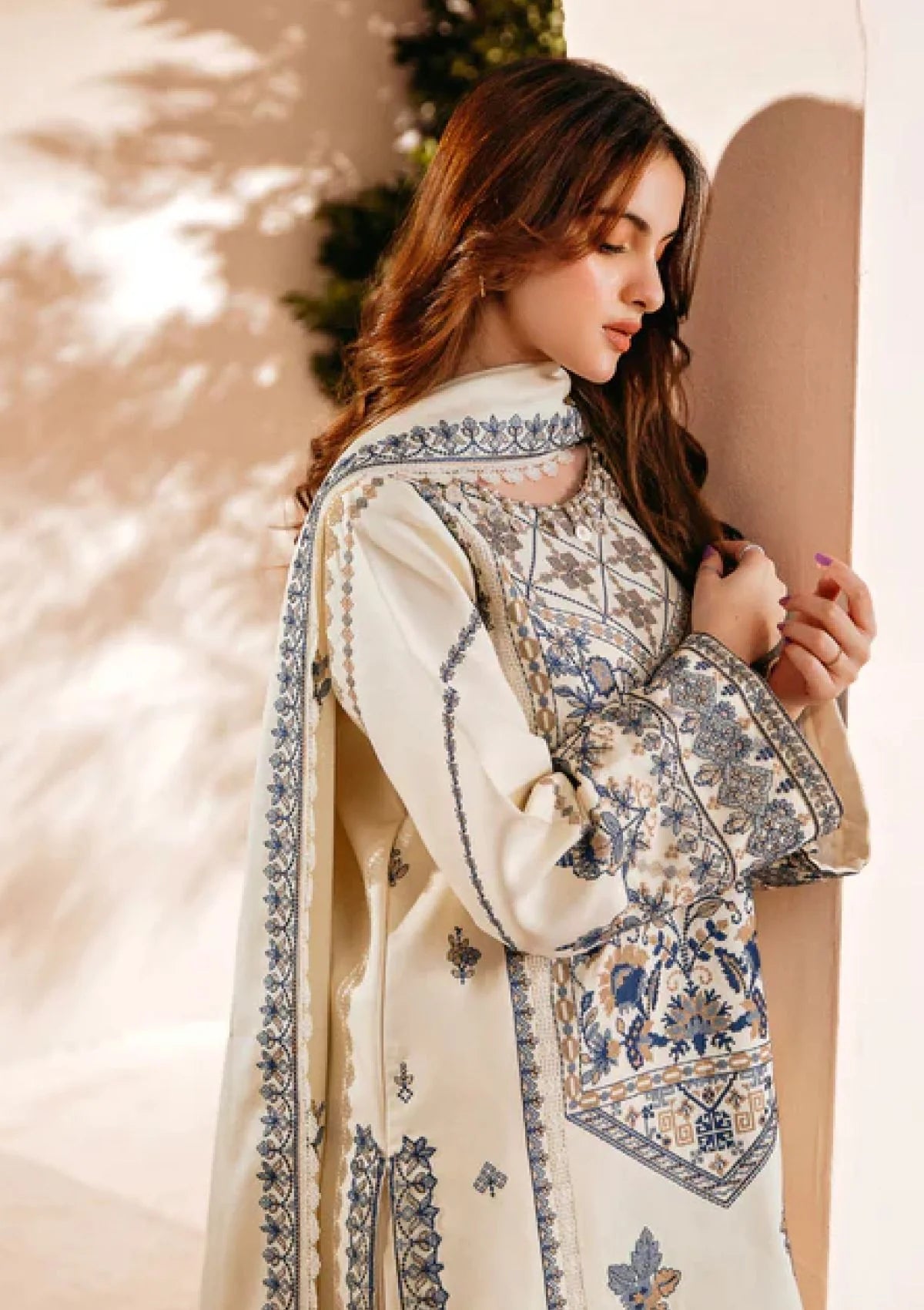 Jazmin - Winter 3PC Dhanak Embroidered Suit - zab1135