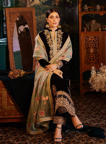 Zainab Chotani - Embroidered Velvet Dress - zab944