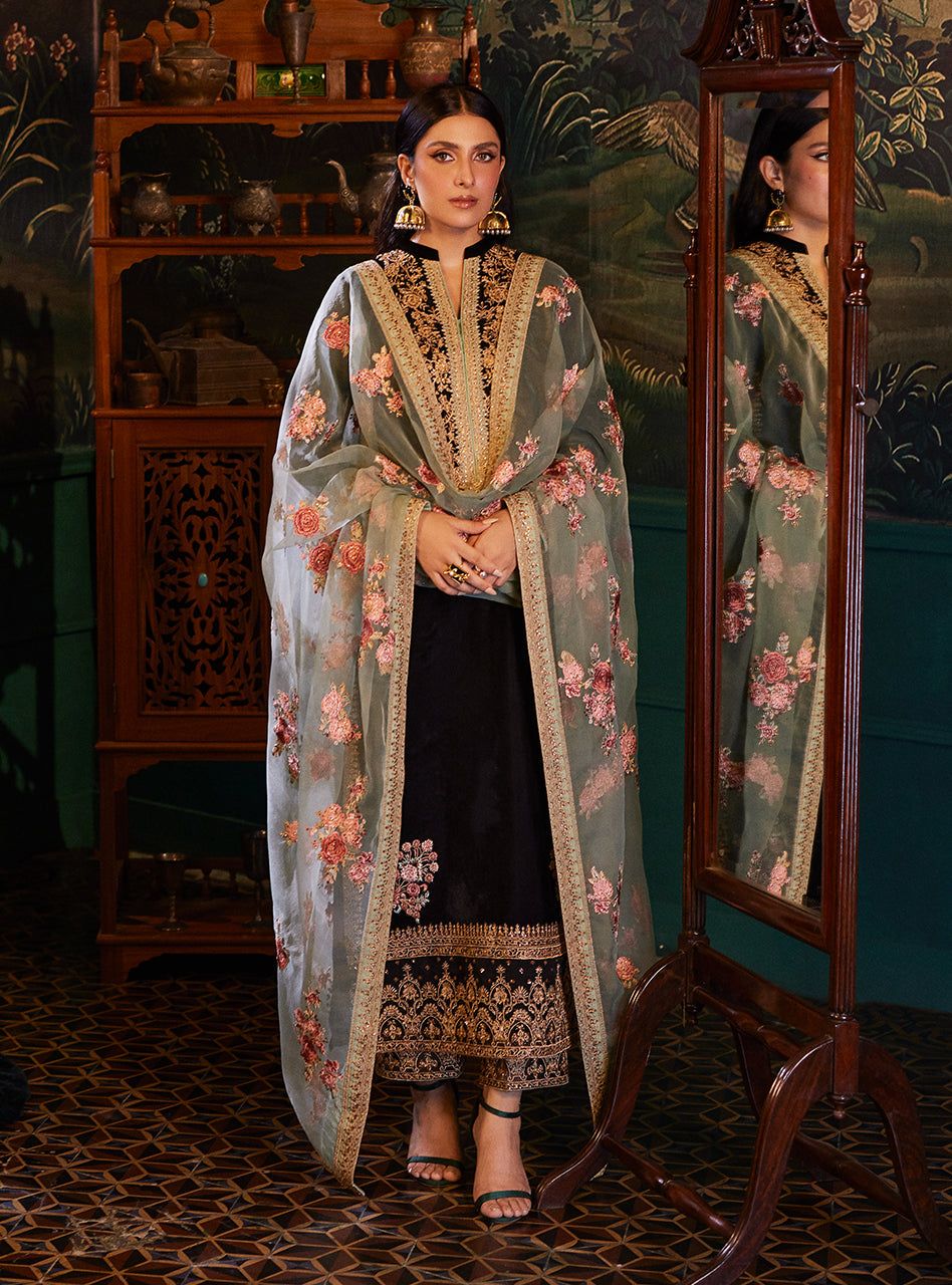 Zainab Chotani - Embroidered Velvet Dress - zab944