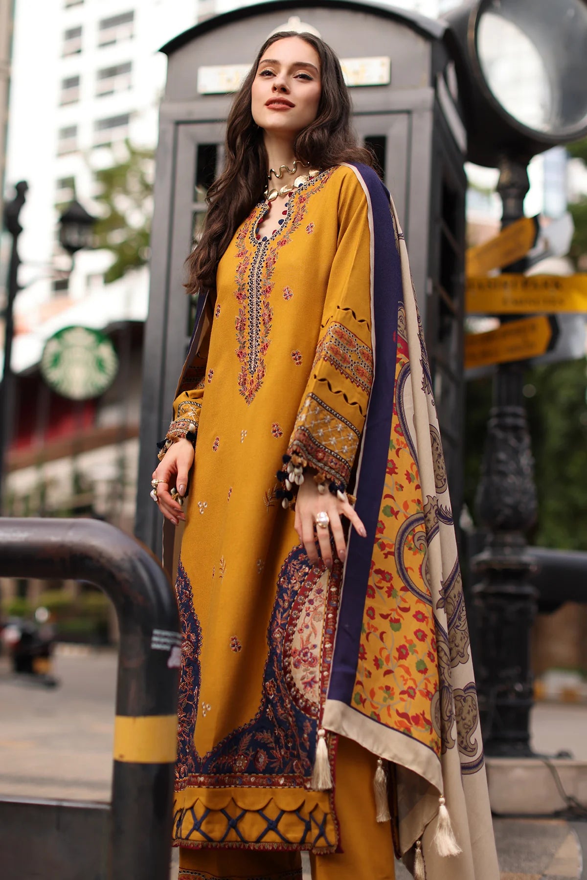 Charizma - Winter 3PC Karandi Digital Printed Dress - zab1551