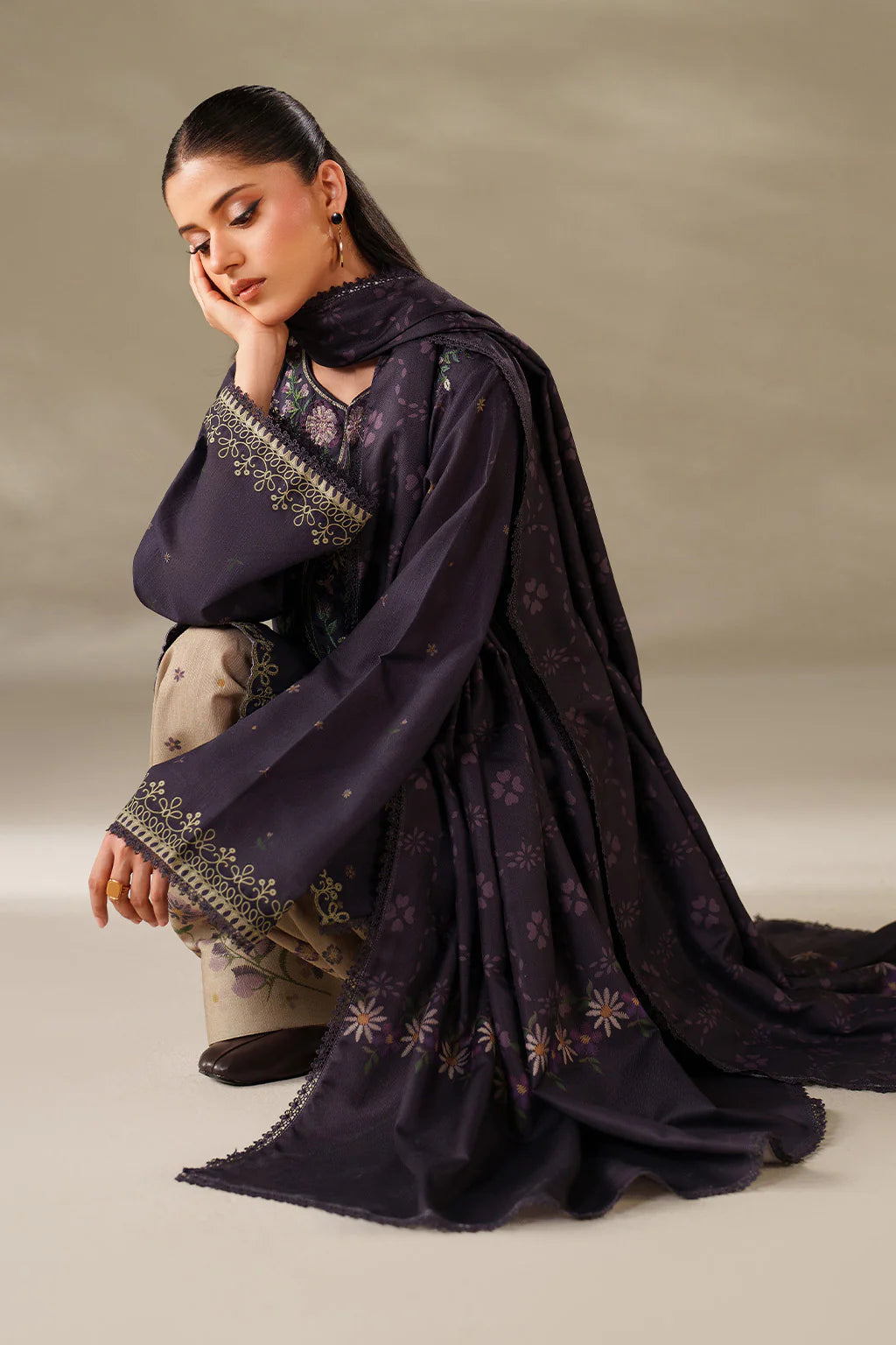 Iznik - UNSTITCHED 3PC DHANAK EMBROIDERED SUIT - zab1251