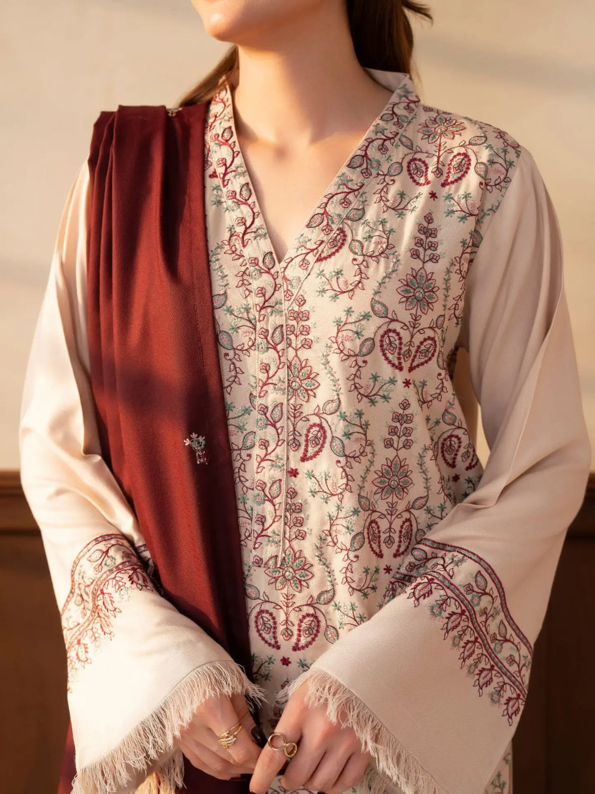 Lazuli - Winter 3PC Dhanak Embroidered Suit - zab1559