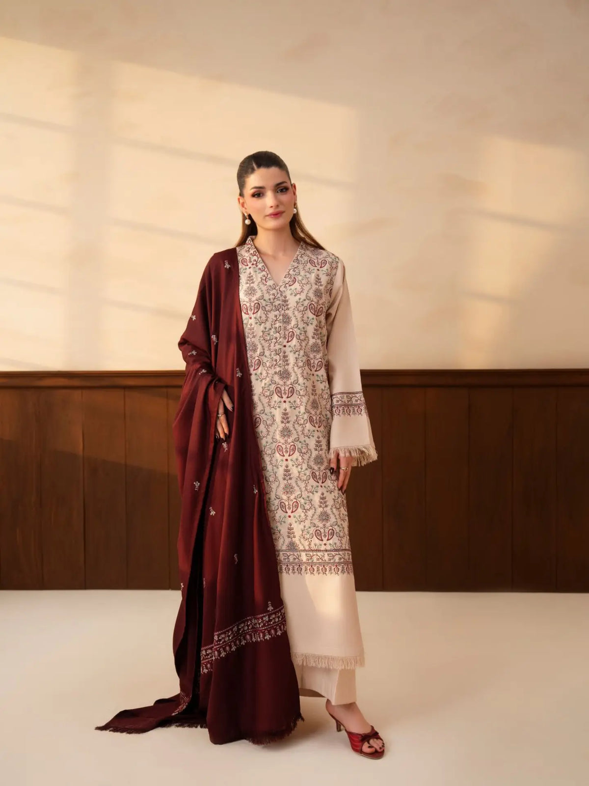 Lazuli - Winter 3PC Dhanak Embroidered Suit - zab1559