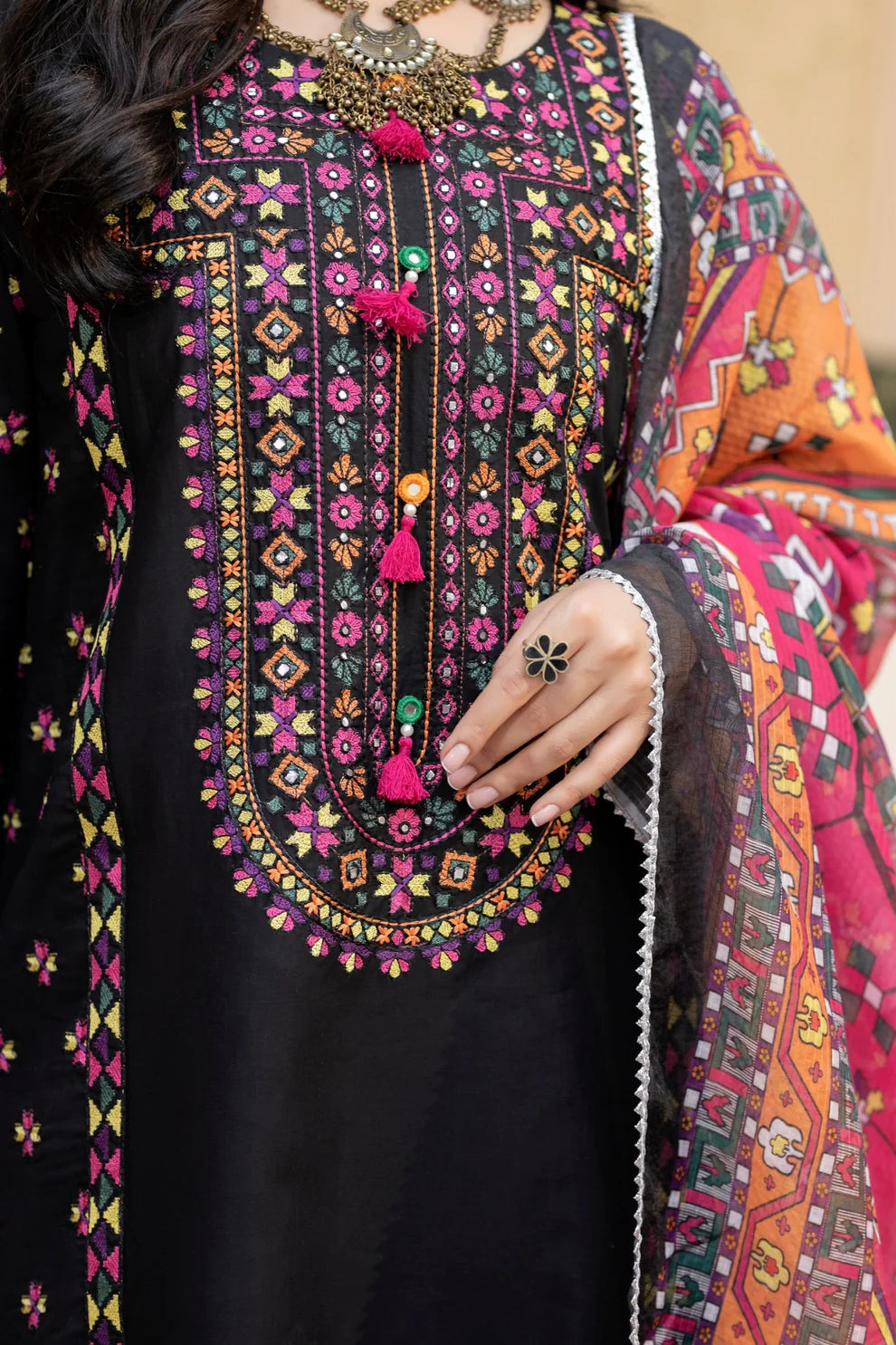 ZAB - Unstitched Luxury Lawn Heavy Embroidered 3PC Suit - zab1343