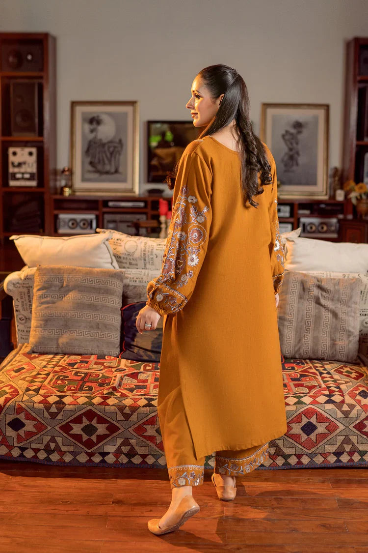 Urge - 2PC DHANAK EMBROIDERED SHIRT AND EMBROIDRED SLEEVES -zab1260