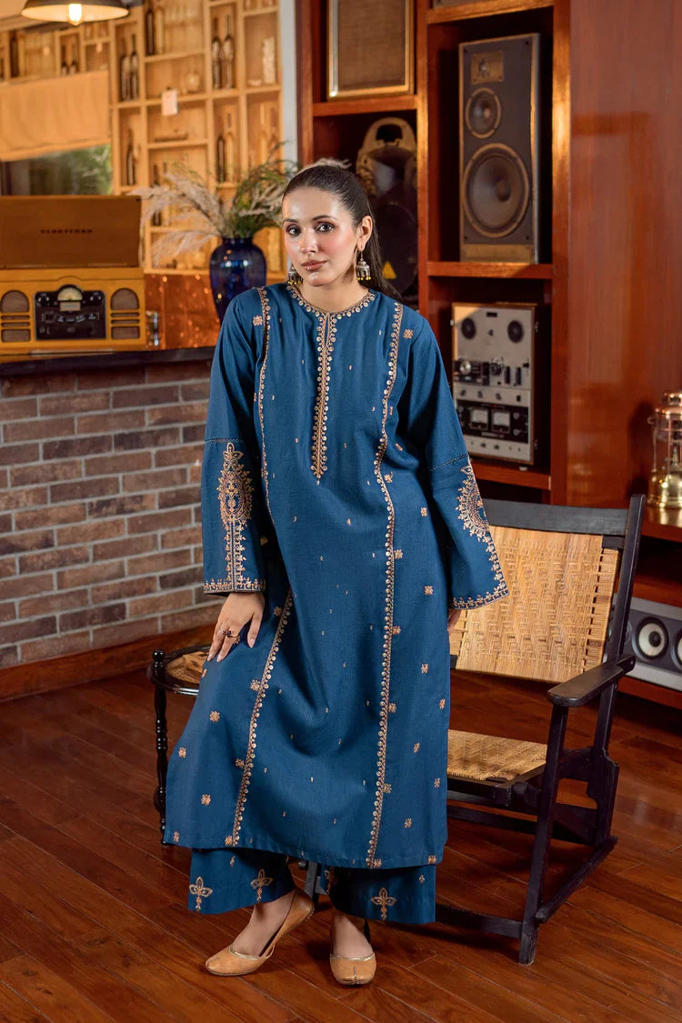 Urge 2Pc Embroidered Lawn Suite With Fully Embroidered trouser zab1290