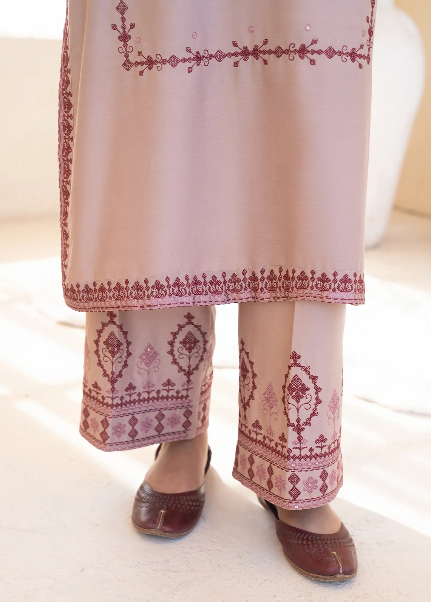 Zab - Lawn 3PC Embroidered Suit - zab1398