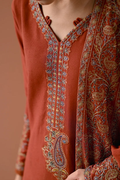 Izel - DHANAK EMBROIDERED SHIRT WITH DHANAK EMBROIDERED SHAWL - zab1269