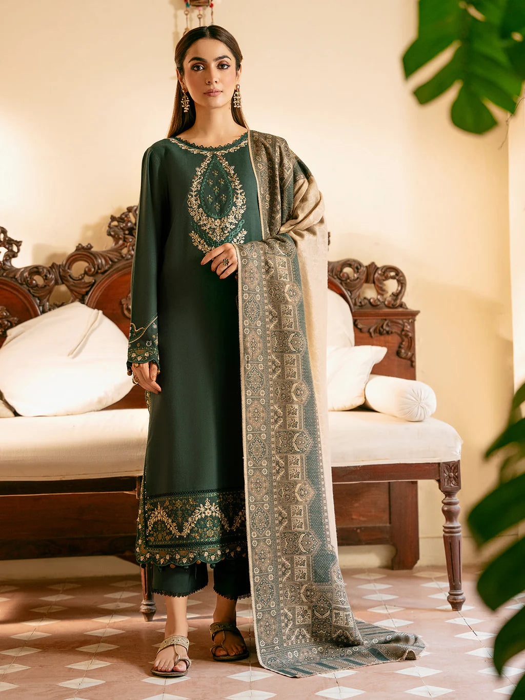 IZEL-3PC LAWN EMBROIDERED SHIRT WITH CHIFFON PRINT DUPATTA -zab1253
