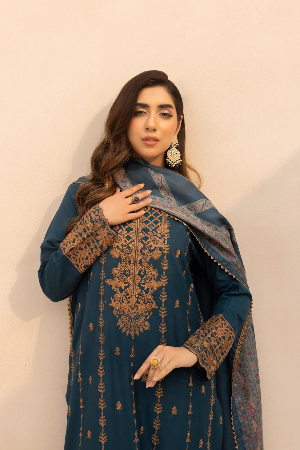 Mohagni - Winter 3PC Dhanak Embroidered Suit - zab1134