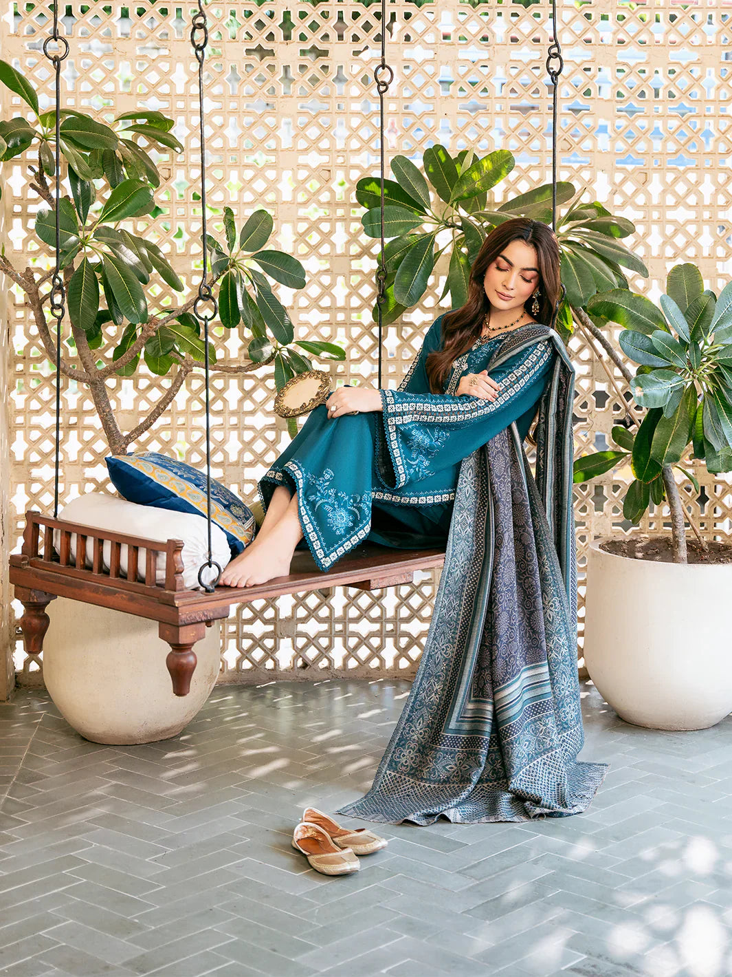 izel - Winter 3PC Dhanak Embroidered Suit - zab1226