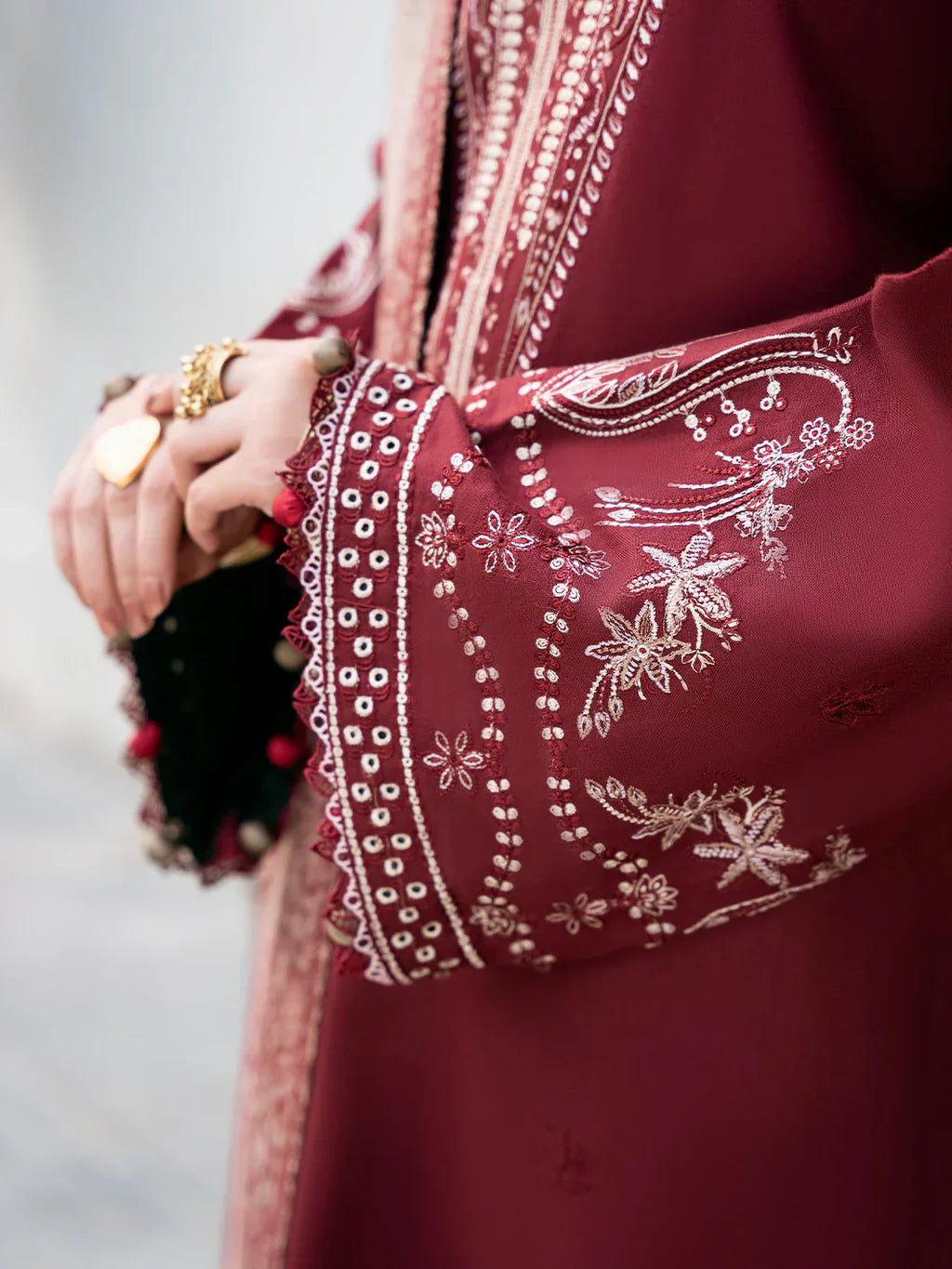 IZEL-3PC DHANAK EMBROIDERED SHIRT WITH COURTRAI PRINT SHAWL - zab1273