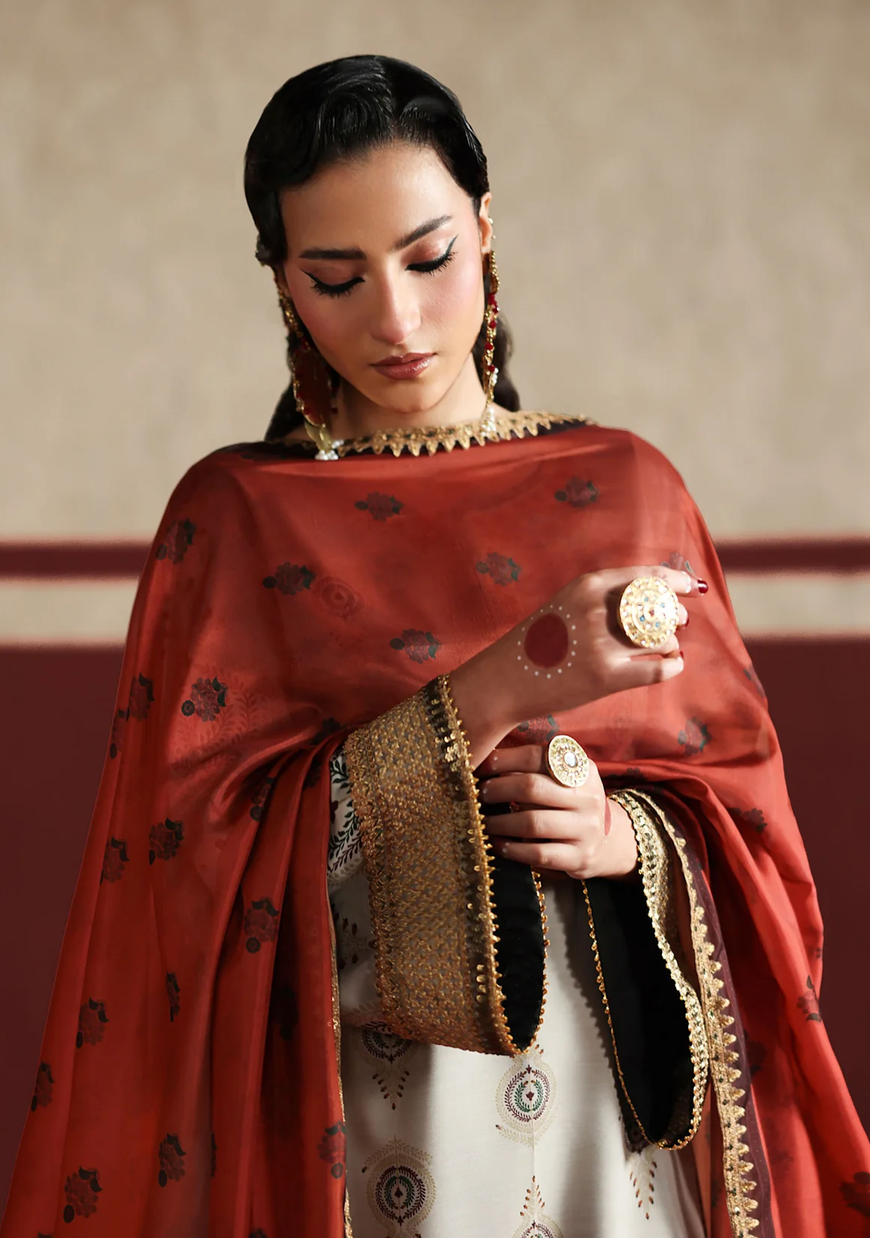 Humjoli - - Unstitched Luxury Lawn Heavy Embroidered 3PC Suit - zab1431