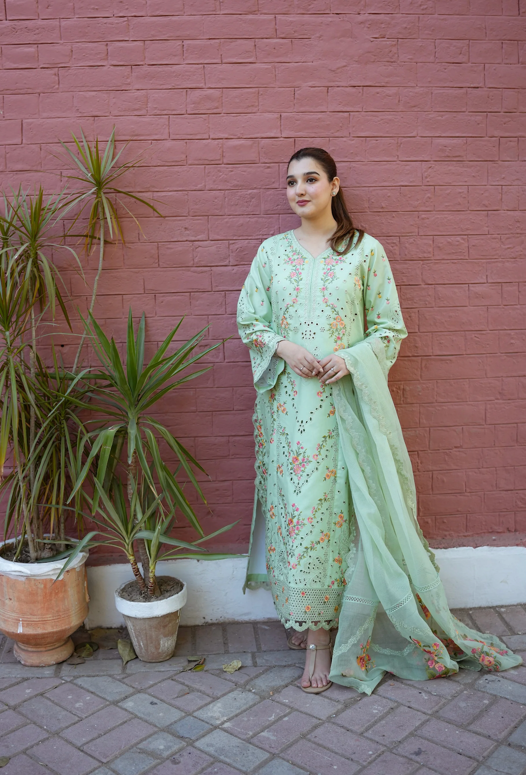 Aneela - Summer 3PC Lawn Embroidered Suit - VL1419