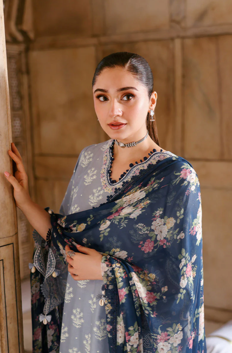 Mushq - 3PC LAWN HEAVY CHIKENKARI EMBROIDERED SUIT - zab1438