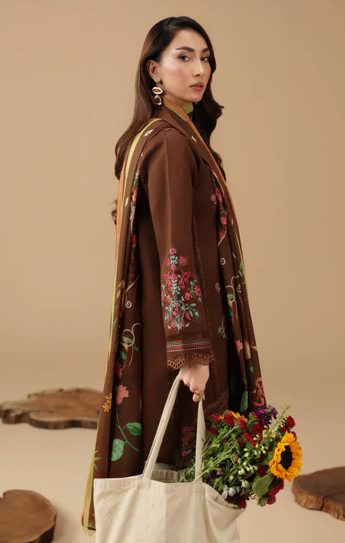 RajBari - Summer-3PC Lawn Embroidered Suit - zab1463