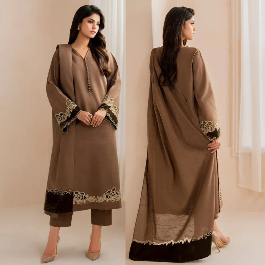Baroque - Winter 3PC Dhanak Embroidered Suit - zab1504