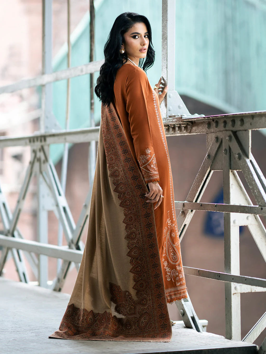 izel - Winter 3PC Dhanak Embroidered Suit - zab1262