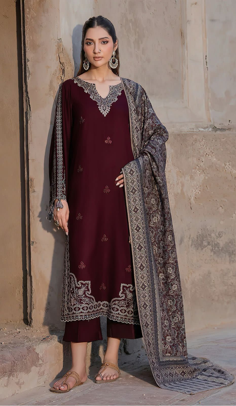 JAZMIN Dhanak Embroidered with Print wool shawl - zab1224