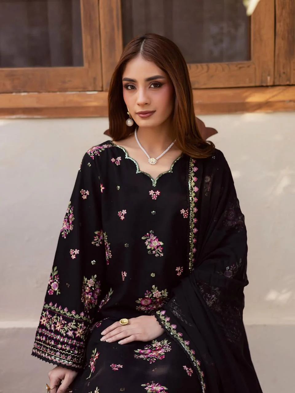 Zara Shahjahan - Lawn 3PC Embroidered Suit - zab1281