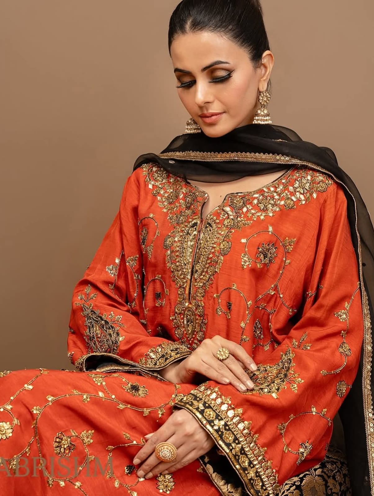 ZAB - 3PCs Embroidered Lawn Dress With Chiffon Dupatta - zab1334