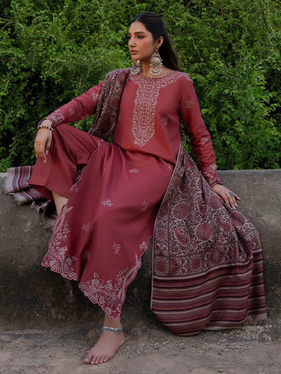 izel - Winter 3PC Dhanak Embroidered Suit - zab1227