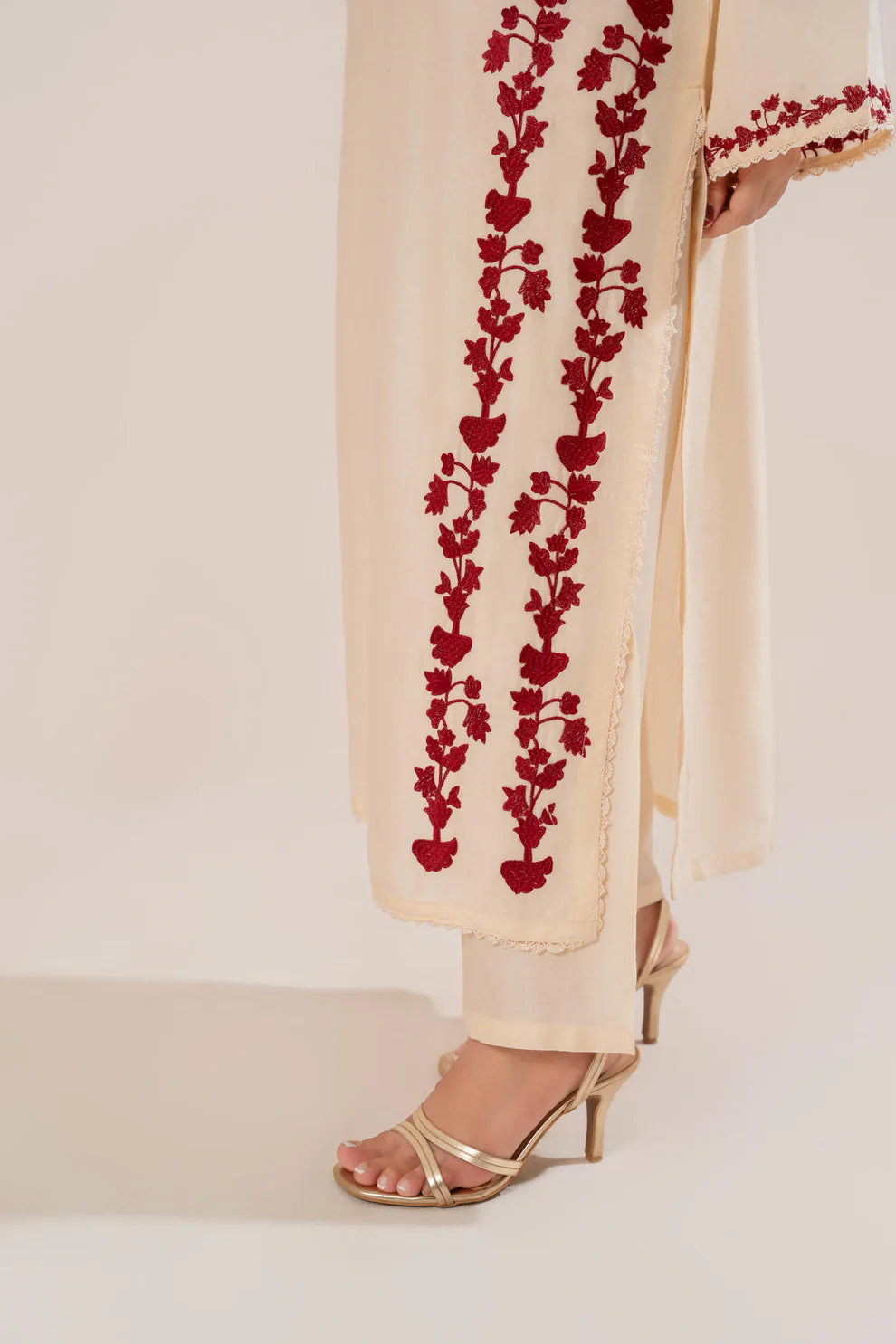 Rehan Rehar 3 Piece Embroidered Dhanak Suit - zab1237