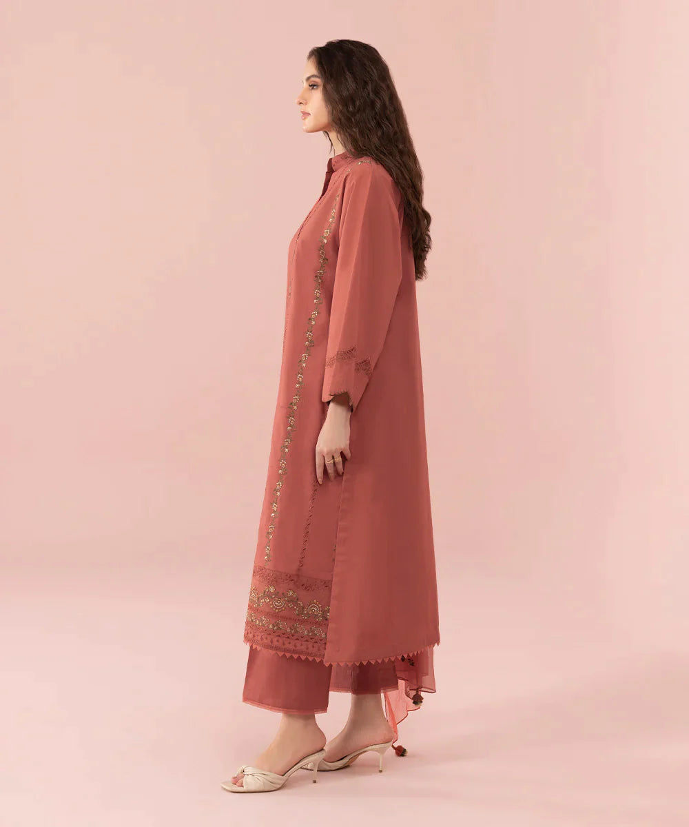 zab661/2 Sapphire- 3Pc Linen Embroidered Suit with Embroidered Bember  dupatta