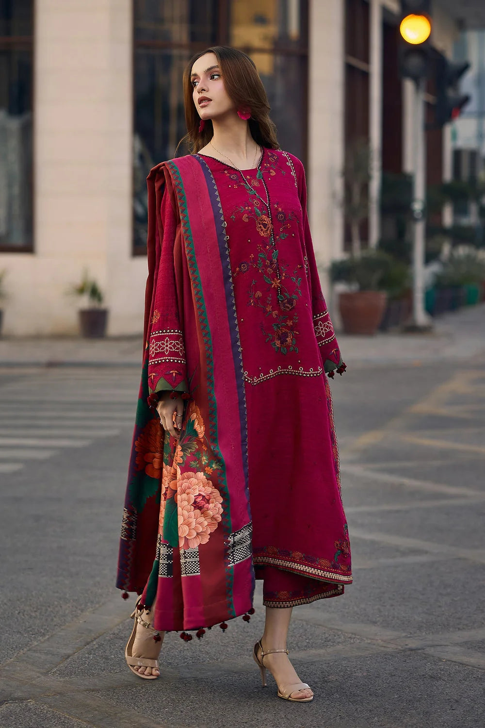 Zara Shahjahan - Lawn 3PC Embroidered Suit - zab1312